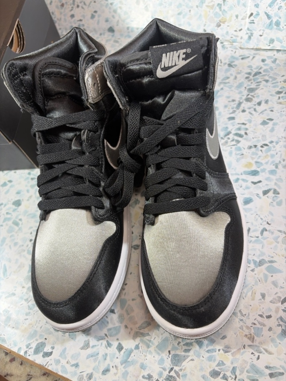 NIB Nike Air Jordan 1 Retro High OG PS Black Medium Grey White Size 3Y - Picture 6 of 7